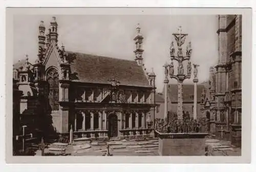 [Ansichtskarte] FRANCE - Saint-Thegonnec - le calvaire et l'ossuaire. 