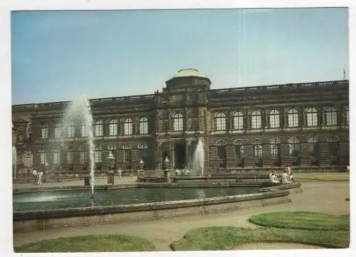 [Ansichtskarte] GERMANY -  Dresden - Zwinger - Zwingerhof mit Sempergalerie. 