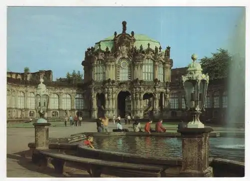 [Ansichtskarte] GERMANY -  Dresden - Zwinger - Blick zum Glockenspielpavillion. 