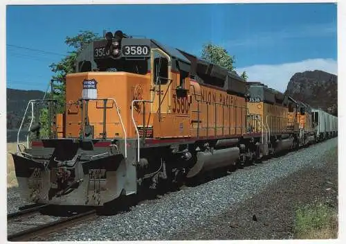 [Ansichtskarte] EISENBAHN - Union Pacific - dieselelektrische Lokomotive am Columbia River im Staat Oregon. 