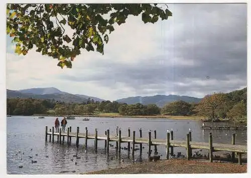 [Ansichtskarte] ENGLAND - Windermere - Ambleside ... from Waterhead. 