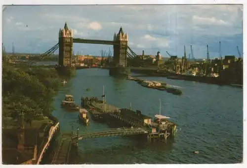 [Ansichtskarte] ENGLAND - London - Tower Bridge & Pool of London. 