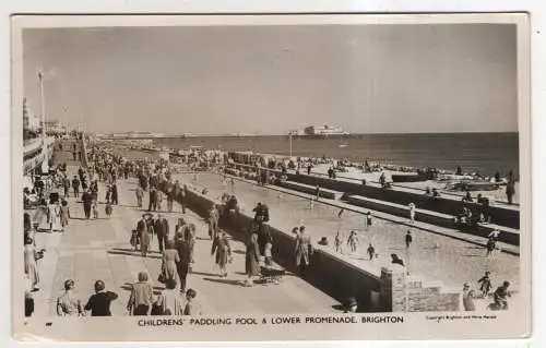 [Ansichtskarte] ENGLAND - Brighton - Childrens' Paddling Pool & Lower Promenade. 