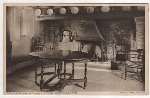 [Ansichtskarte] ENGLAND - Stratford-on-Avon - Ann Hathaway's Cottage - the kitchen. 