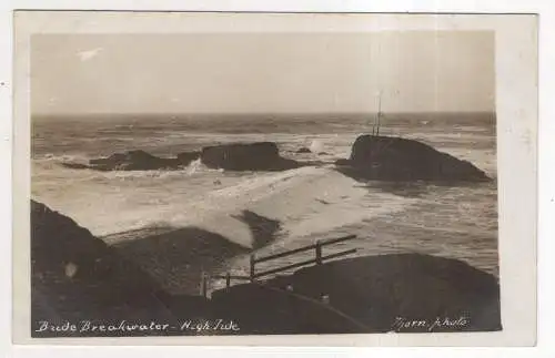 [Ansichtskarte] ENGLAND - Bude Breakwater - High Tide. 