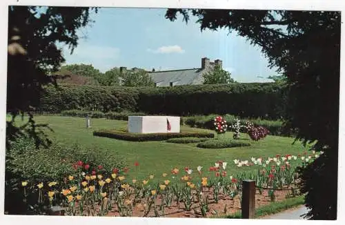 [Ansichtskarte] USA - New York - Hyde Park - Roosevelt's Grave and Monument. 