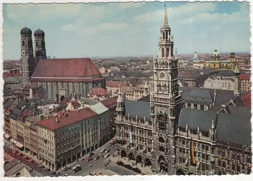 [Ansichtskarte] GERMANY - München - Rathaus und Frauenkirche. 