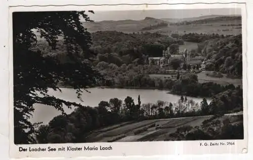 [Ansichtskarte] GERMANY - Der Laacher See mit Kloster Maria Laach. 