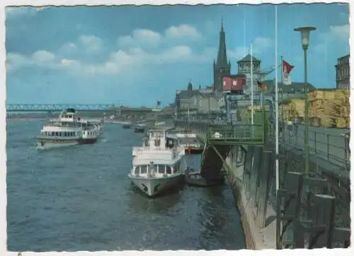 [Ansichtskarte] GERMANY - Düsseldorf am Rhein - Rheinpartie. 