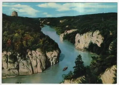 [Ansichtskarte] GERMANY - Donaudurchbruch bei Kloster Weltenburg mit Befreiungshalle. 