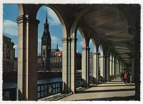 [Ansichtskarte] GERMANY - Hamburg - Alsterarkaden und Rathaus. 