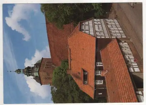 [Ansichtskarte] GERMANY  - Wittstock - St. Marien-Kirche mit Giebelfachwerkhaus. 