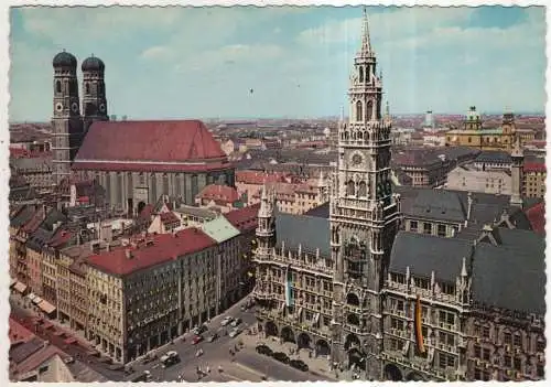 [Ansichtskarte] GERMANY  - München - Rathaus und Frauenkirche. 