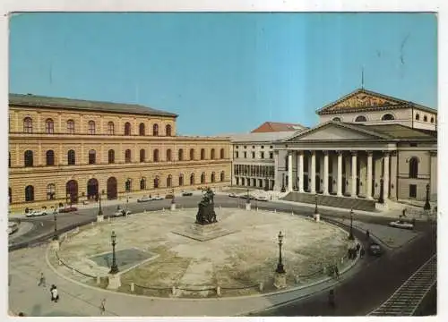 [Ansichtskarte] GERMANY - München - Nationaltheater - Residenz-Theater und Residenz-Museum. 