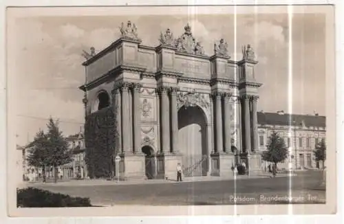 [Ansichtskarte] GERMANY - Potsdam - Brandenburger Tor. 