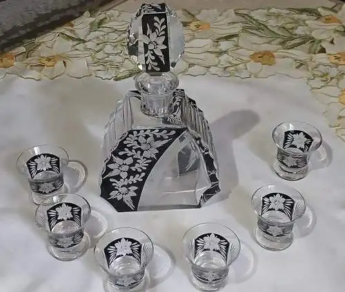 Elegantes Art-Deco Whiskey-Set aus den 1930er Jahren – Karaffe mit 6 Gläsern