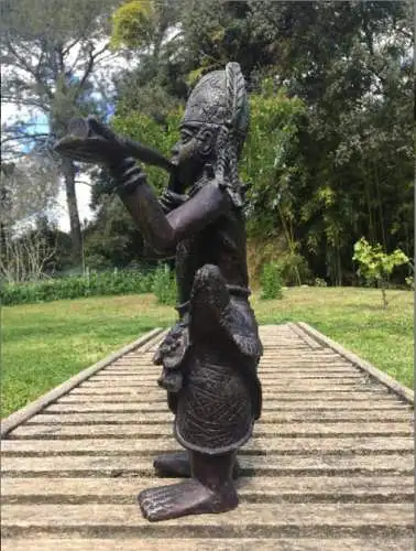 Bronze Hornbläser aus Benin / Bronze Horn Player from Benin