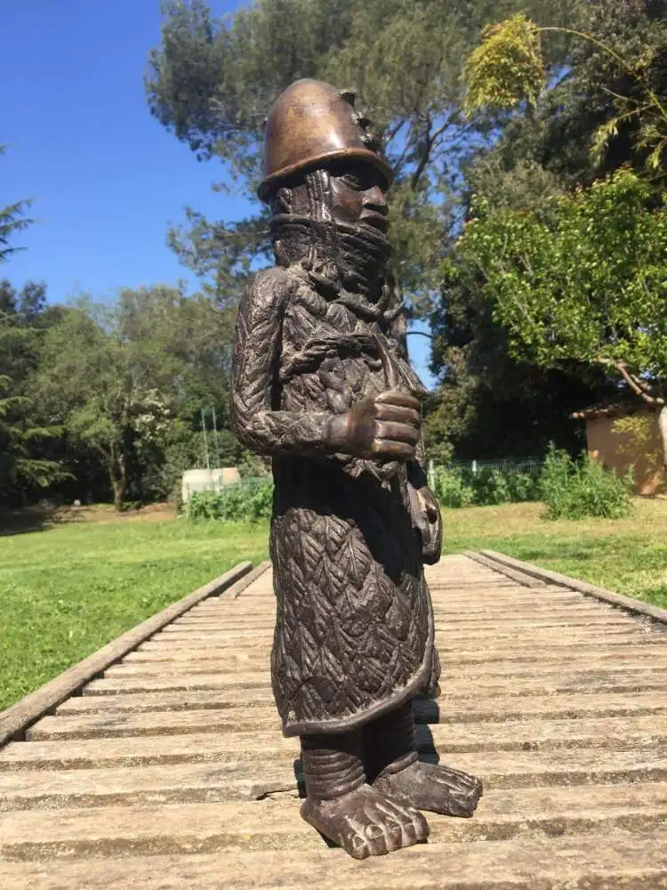 Bronze-Krieger aus Benin / Bronze Warrior from Benin 3