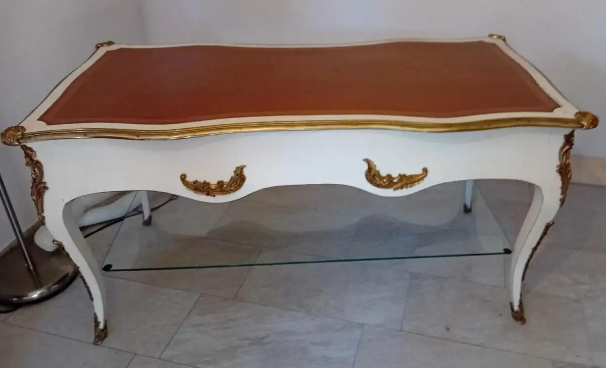 Schreibtisch aus der Zeit Napoleons 0