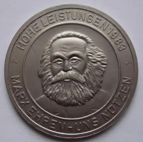 DDR Medaille Für vorbildliche Arbeit im Karl-Marx-Jahr 1983