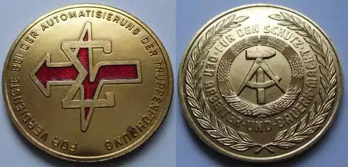 DDR Medaille Für Verdienste bei Automatisierung der Truppenführung