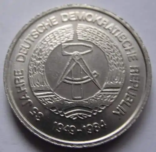 DDR Medaille 35 Jahre DDR 1949 – 1984 „Dank und Anerkennung”