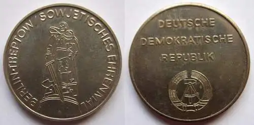 DDR Medaille Berlin Treptow Sowjetisches Ehrenmal