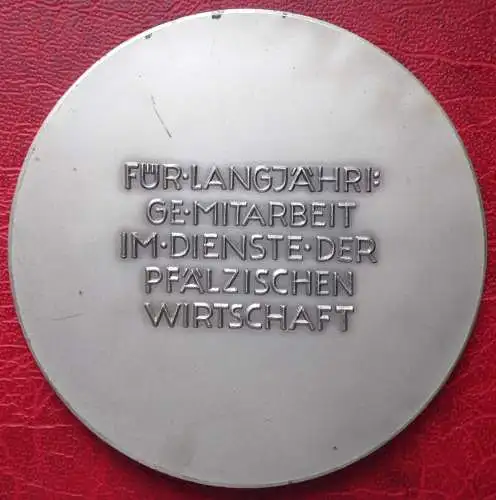 Pfalz Medaille Für Langjährige Mitarbeit im Dienst der Pfälzischen Wirtschaft