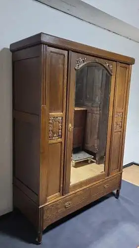 Antik  Kleiderschrank Schlafzimmer   Jugendstil    ca. 1920 Jh.