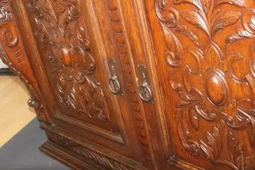 Kommode  Antik Anrichte Gardrobenschrank ca. 1900 Jh.