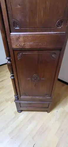 Vitrine Bibolotheksschrank Bücherschrank Herrenzimmer  Antik ca. 1900 Jh.