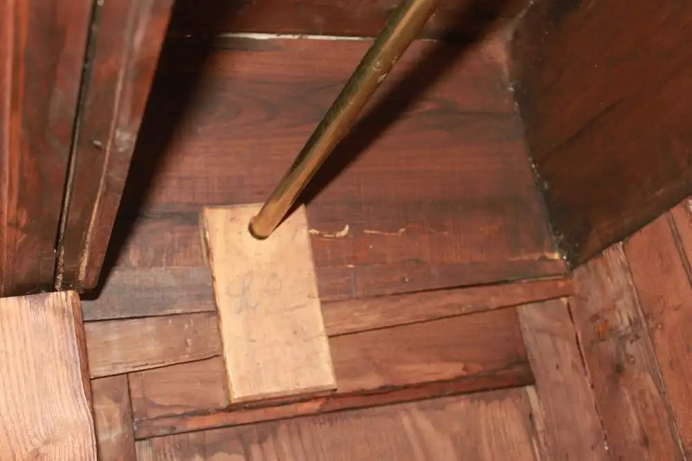 Wäscheschrank Kleiderschrank Schlafzimmer Antik in Esche  ca. 19 Jh. 10