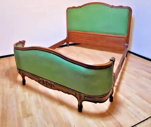 Französisches Antikes Polsterbett King Size ca.  1900 Jh.