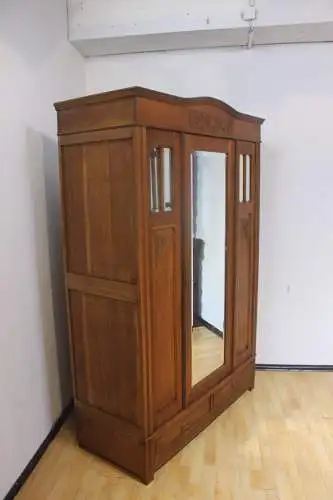 Wäscheschrank Kleiderschrankr art deco  Antik ca. 19 Jh.