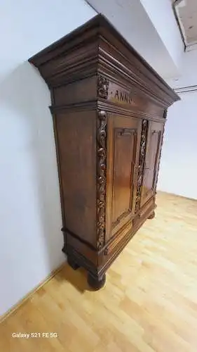 Antik Deutscher Barrock Schrank Kleiderschrank Wäscheschrank  Anno 1731  Jh.