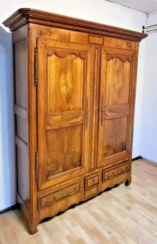 Kleiderschrank Wäscheschrank  Orginal  Antik ca. 19 Jh.