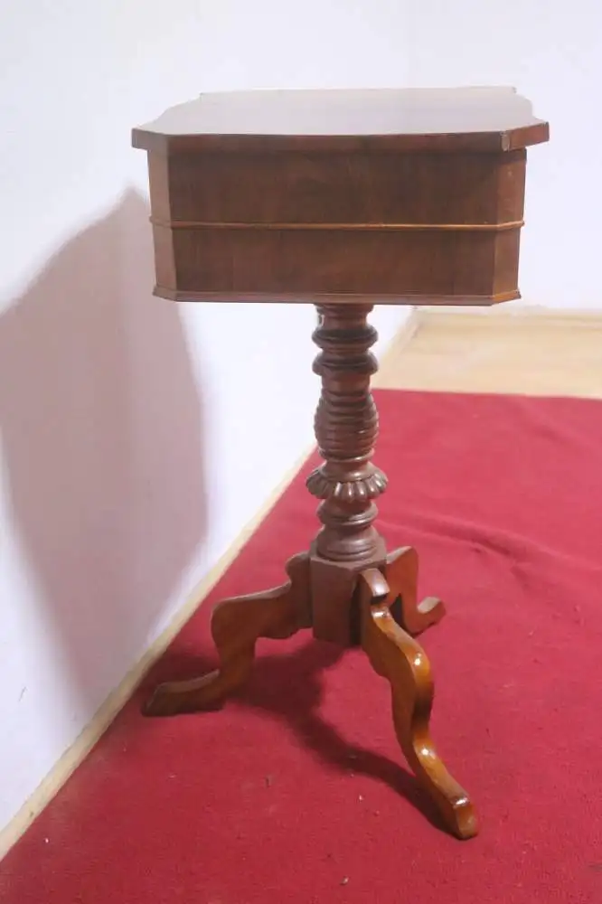 Nähtisch Beistelltisch Antik um 1900            3