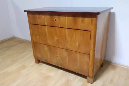Biedermeier Kommode Anrichte  Antik um 1840 in Schellack poliert