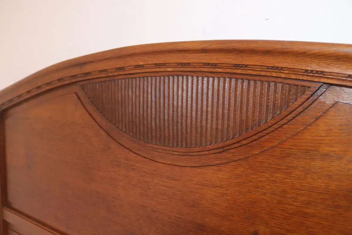 Antikes Bett  ca.  1900 Jh. 6