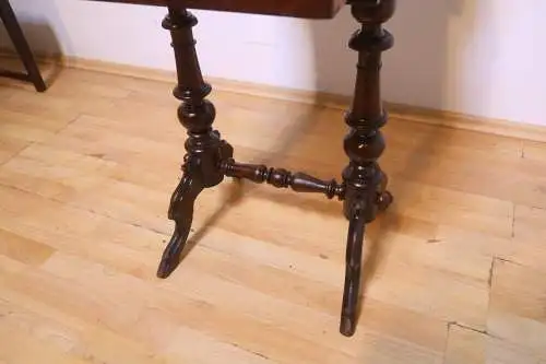 Nähtisch Beistelltisch Antik um 1900           