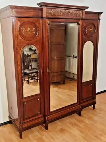 Kleiderschrank Wäscheschrank  Orginal  Antik ca. 19 Jh.