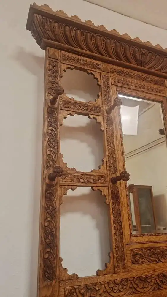 Original viktorianische Garderobe massive helle Eiche Antik ca 19 Jhd. 6