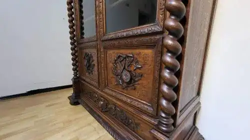 Bücherschrank Vitrine Bibolotheksschrank Antik Jagdstil ca 1900