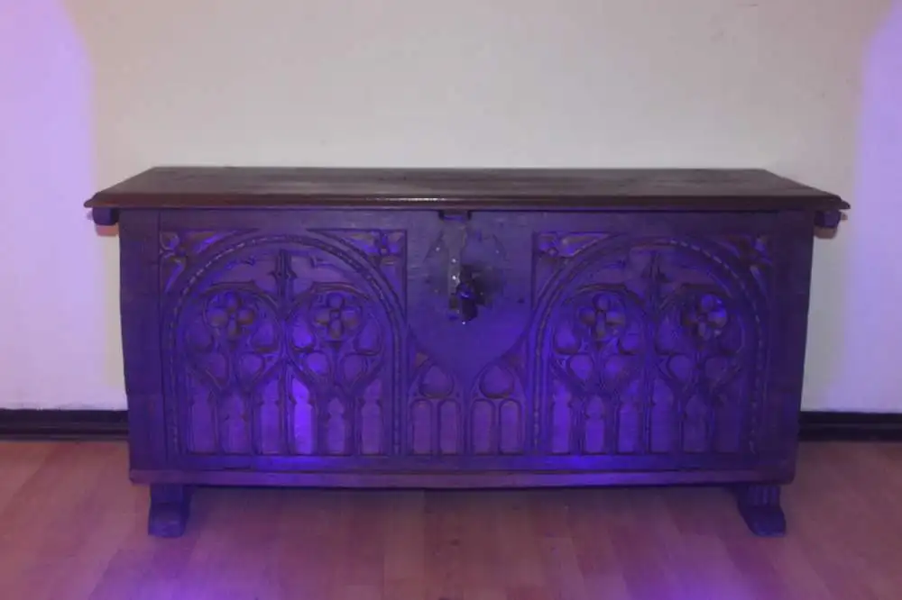 Truhe antik Unikat Sammlerstück ca 1900Jh. 3