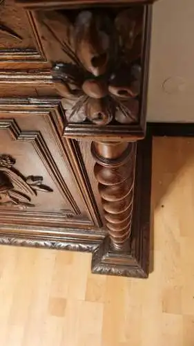 Kommode  Antik  Anrichte Garderobenschrank ca. 1900 Jh.