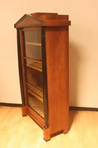 Vitrine Antik Biedermeier  Bibolotheksschrank um 1850 Jh.