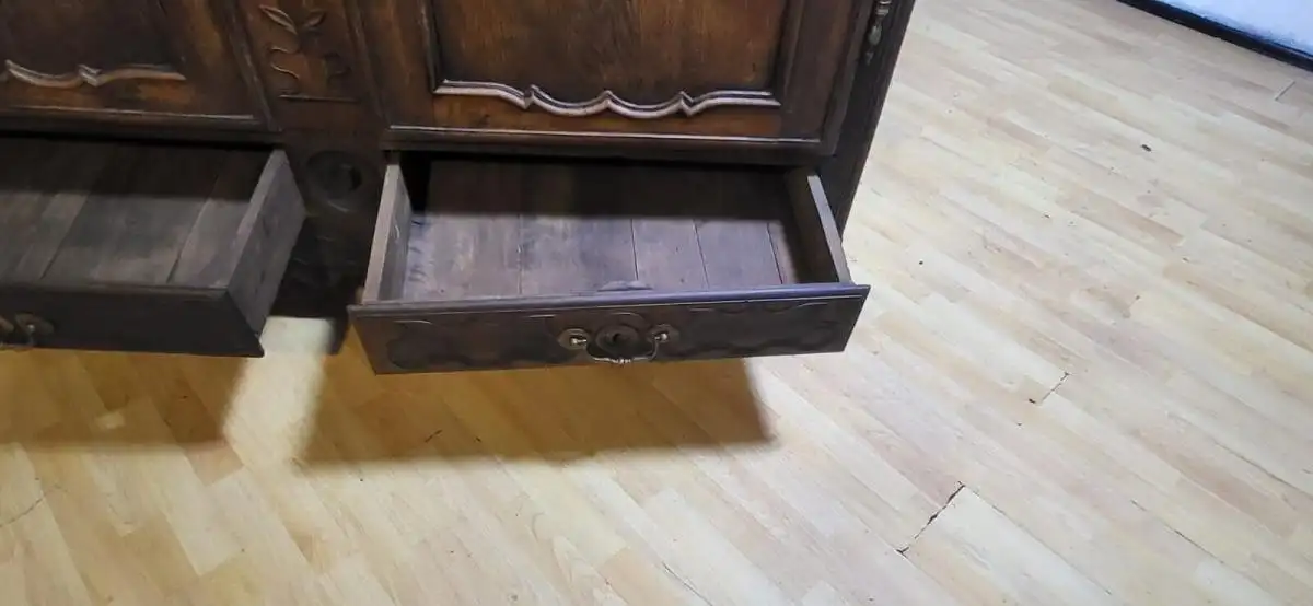 Französischer Hochzeitschrank Kleiderschrank Antik ca  1860 Jh. 13