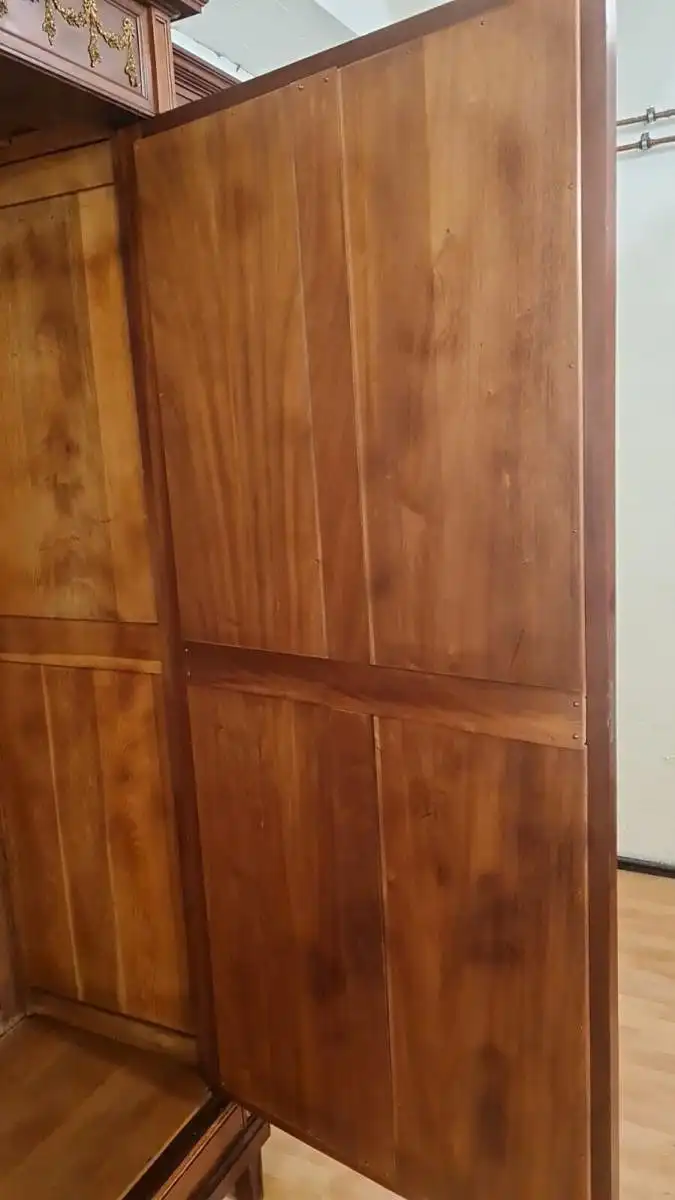 Kleiderschrank Wäscheschrank  Orginal  Antik ca. 19 Jh. 13