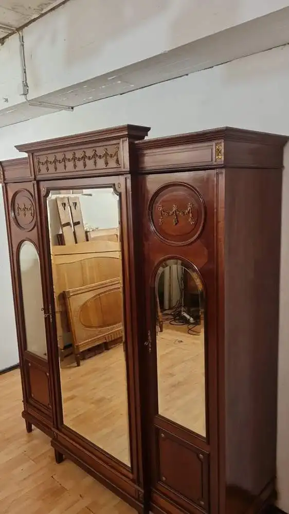 Kleiderschrank Wäscheschrank  Orginal  Antik ca. 19 Jh. 4