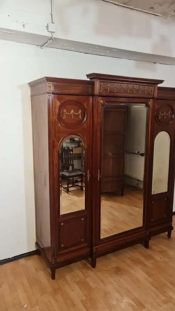 Kleiderschrank Wäscheschrank  Orginal  Antik ca. 19 Jh. 7